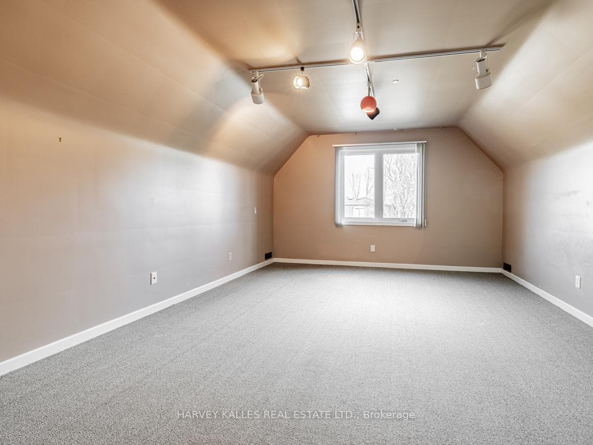 32 Riderwood Drive photo 24