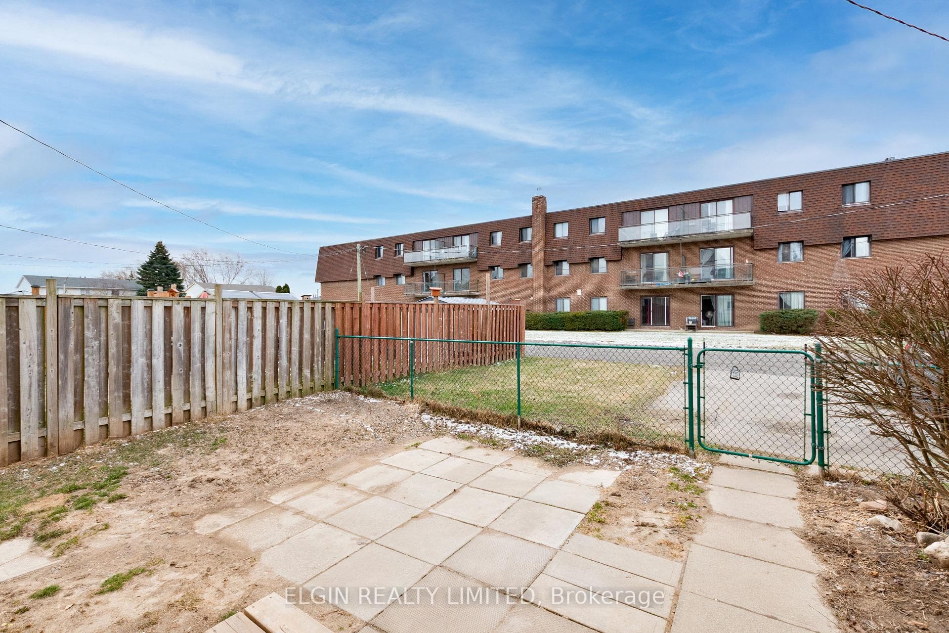 427 Forest Avenue photo 30