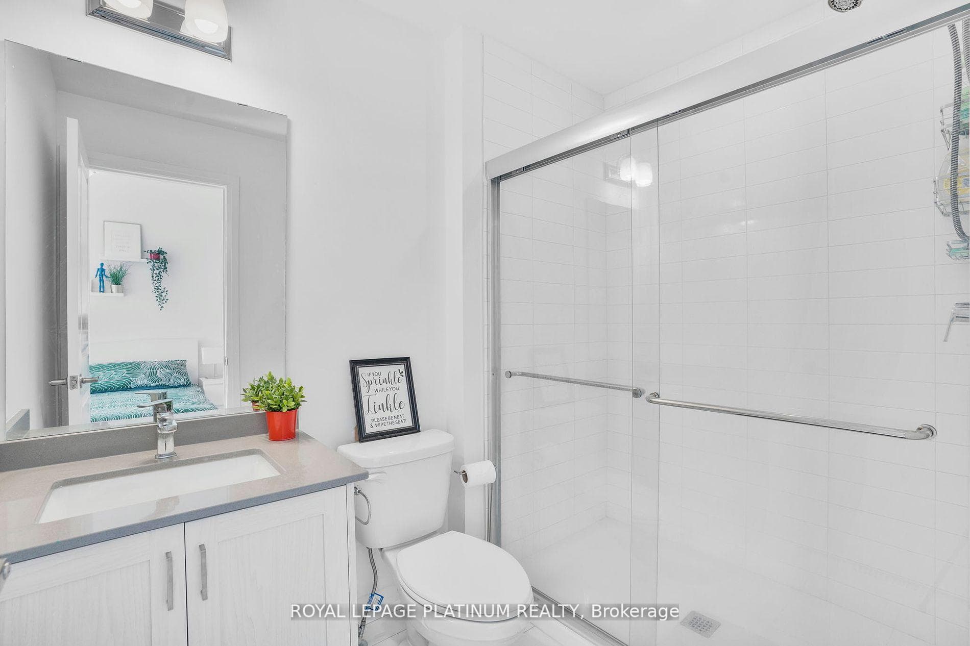 575 Woodward Avenue Unit 8 photo 16