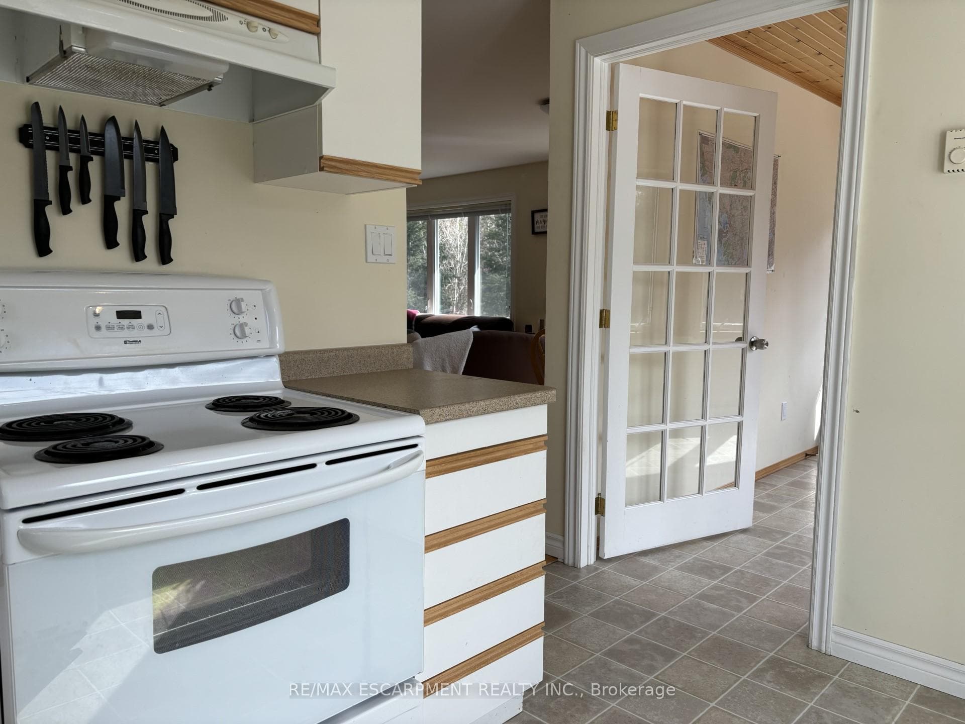 1399 Lorimer Lake Road photo 18