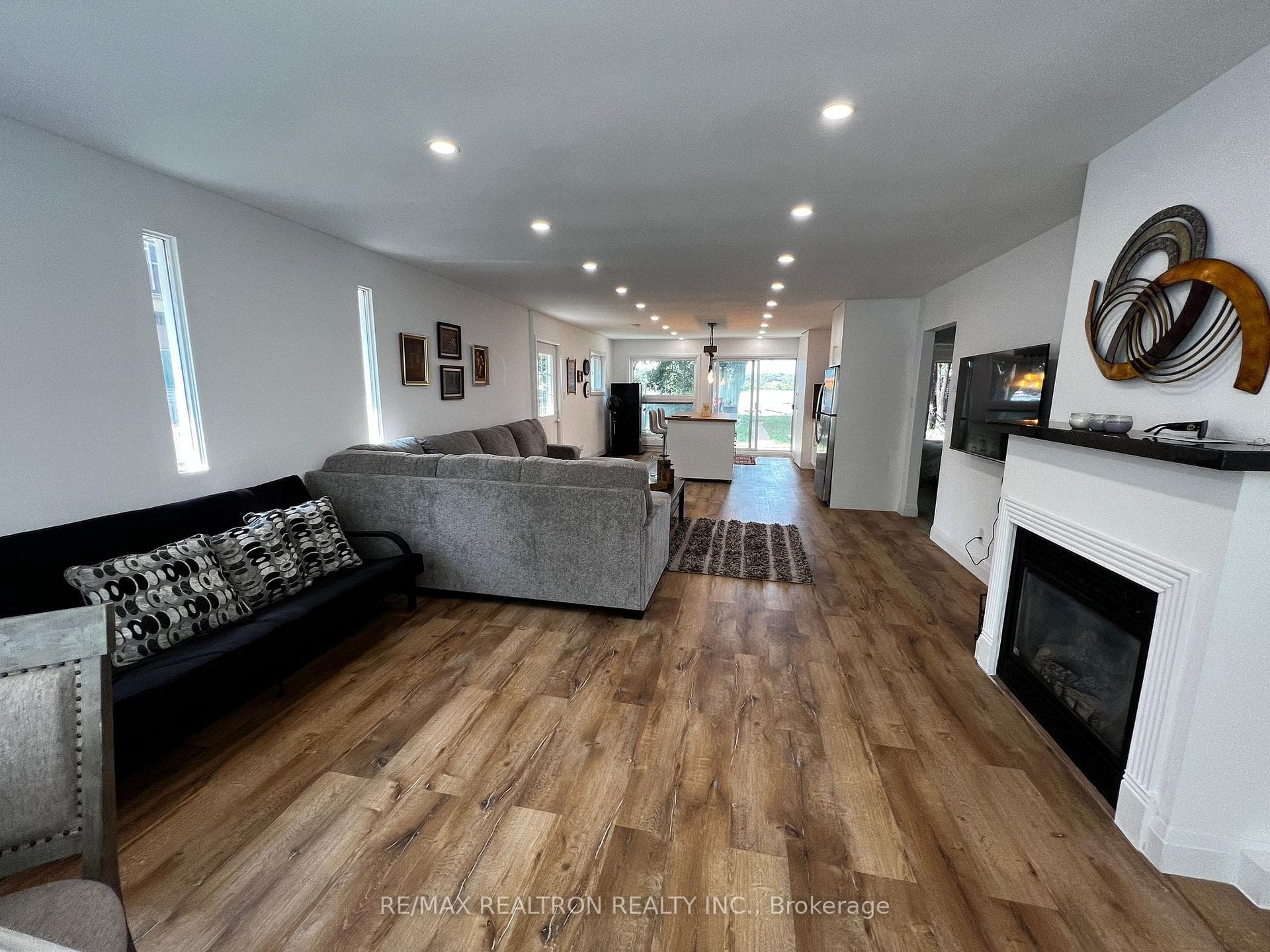 172 Cedar Island Road photo 3