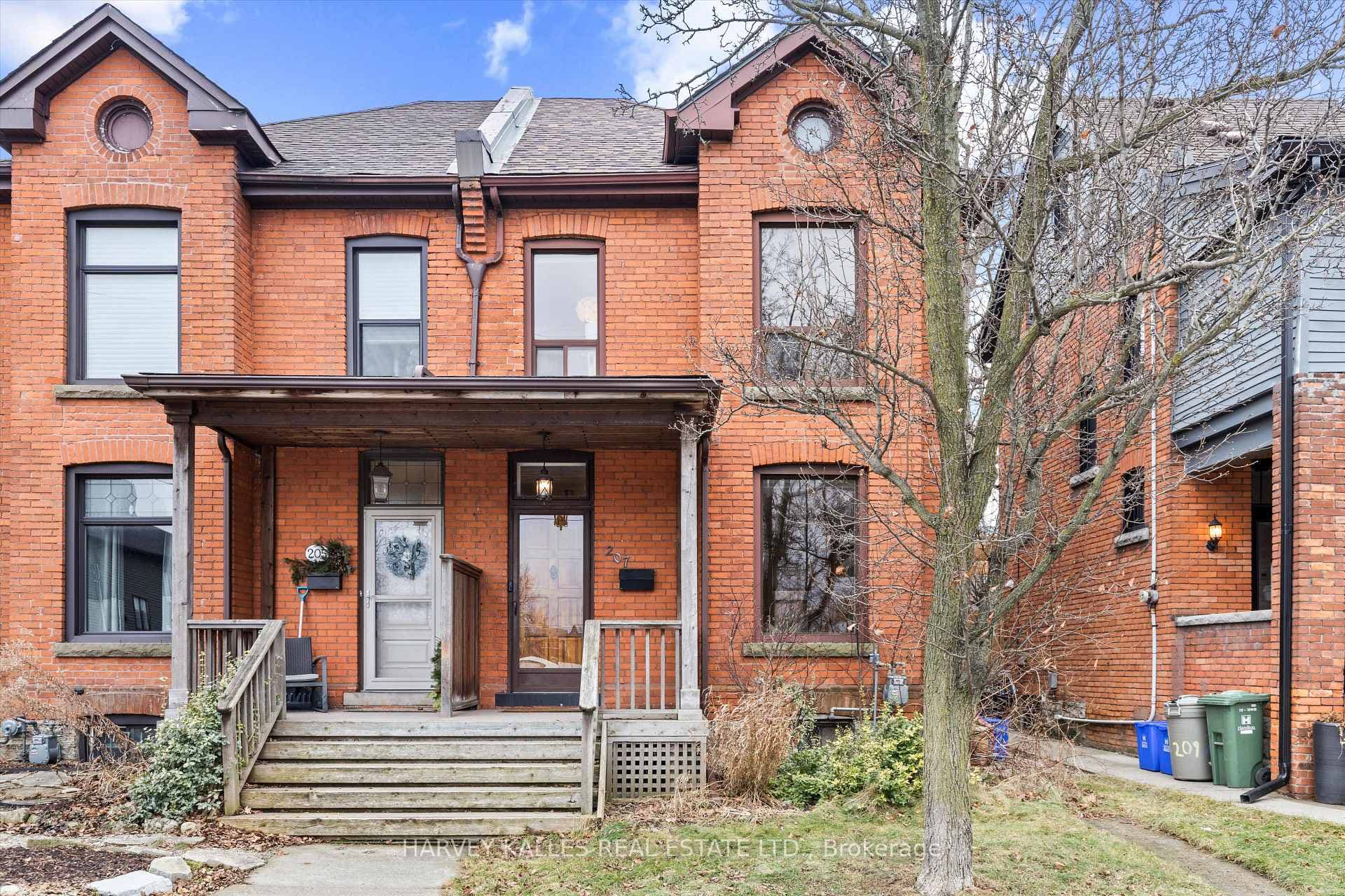 207 Stanley Avenue photo 4