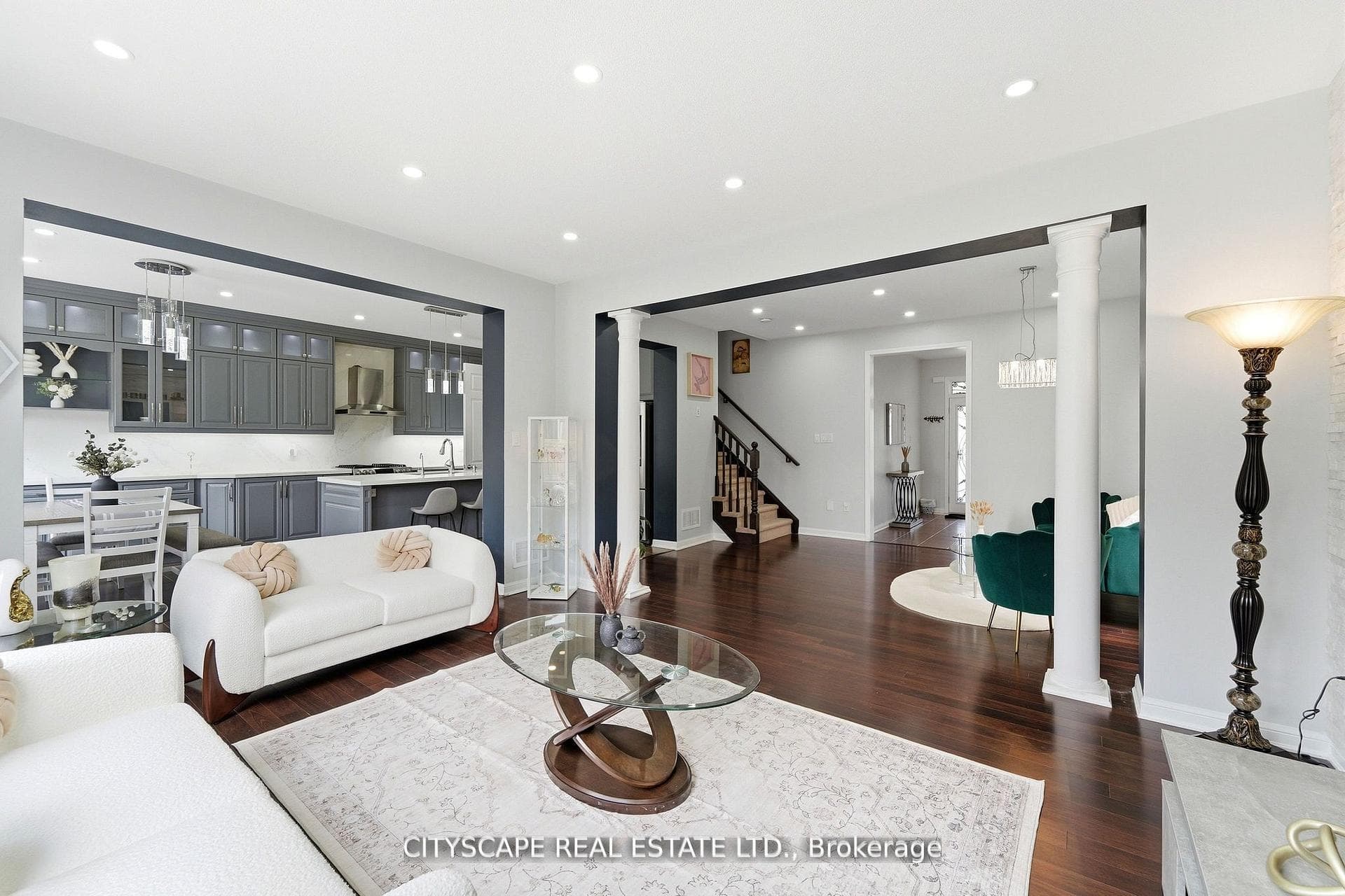 305 Gleave Terrace photo 7
