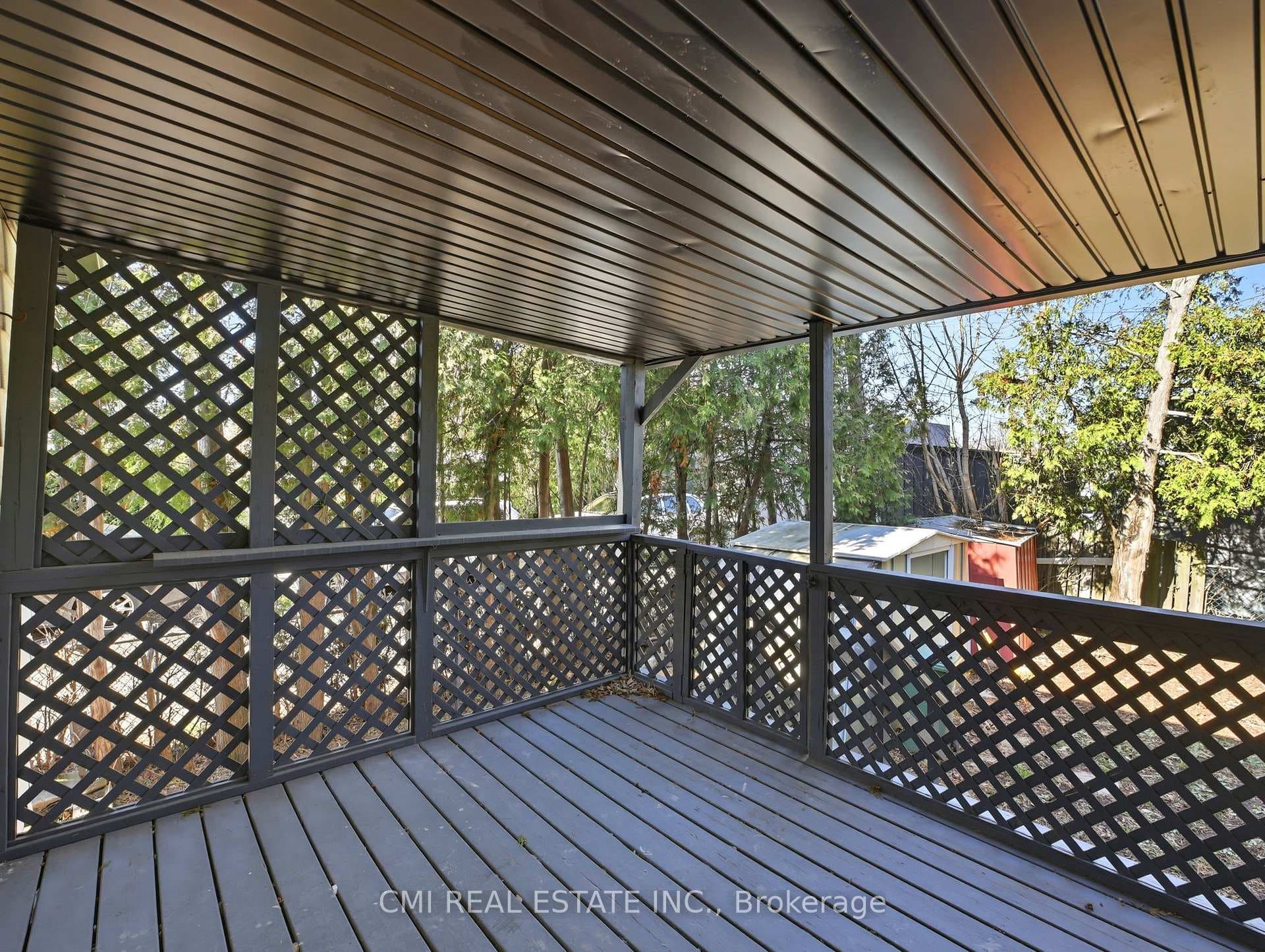 86 Adair Avenue photo 24