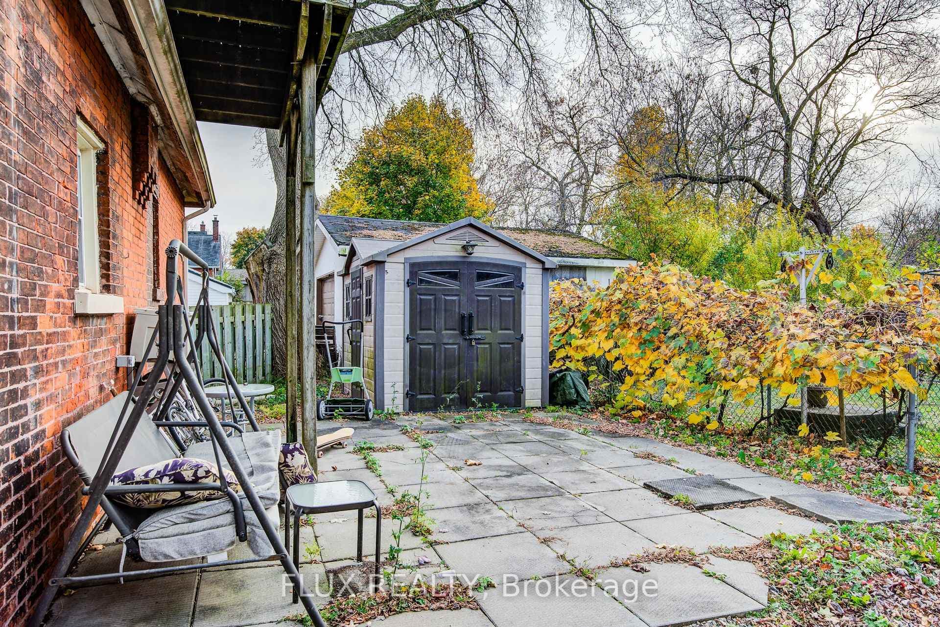 228 Nile Street photo 36