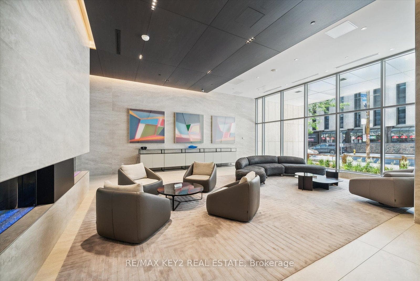 2221 Yonge Street Unit 1009 photo 34