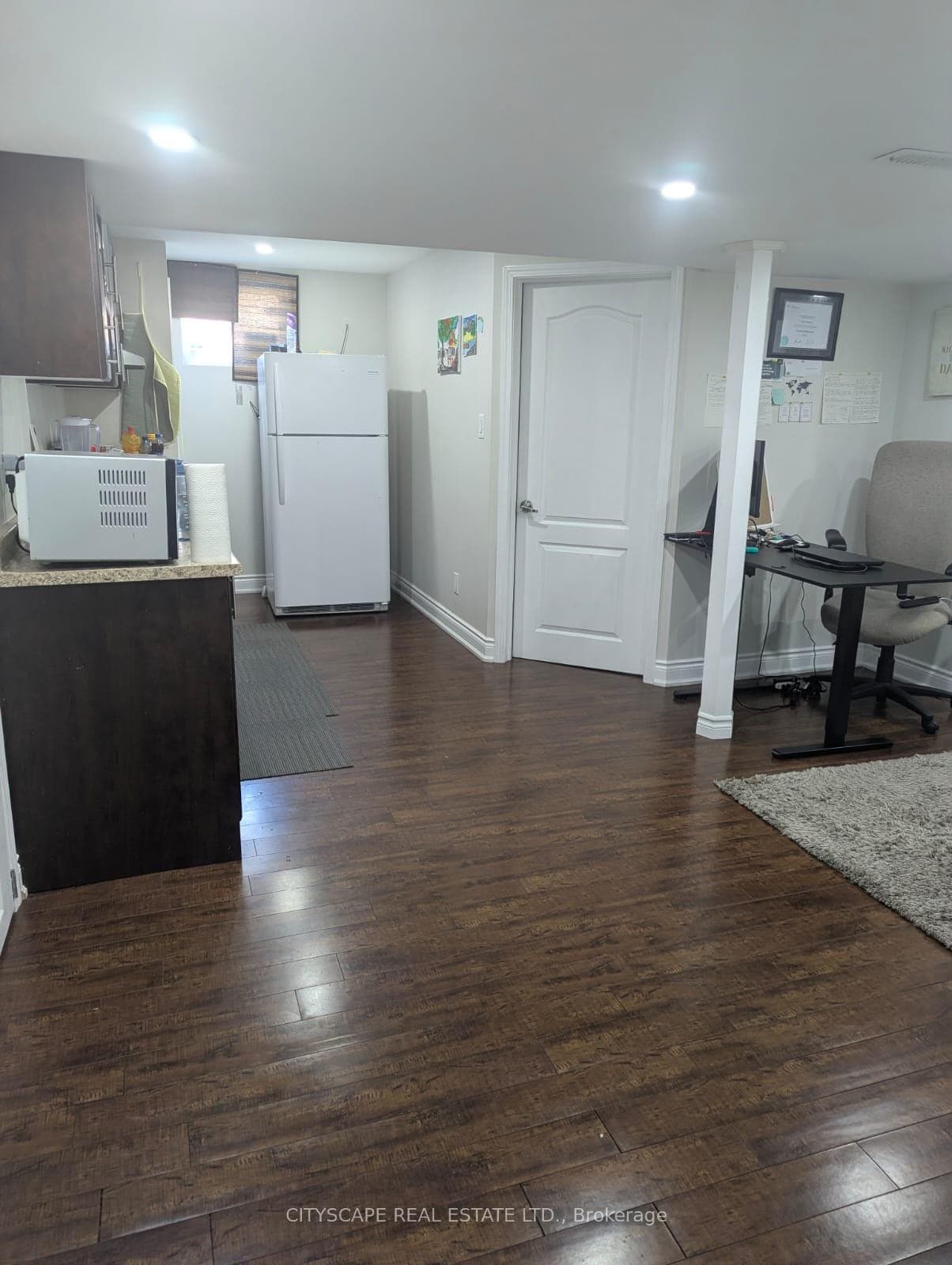 1211 Clifford Point Unit Bsmt photo 6