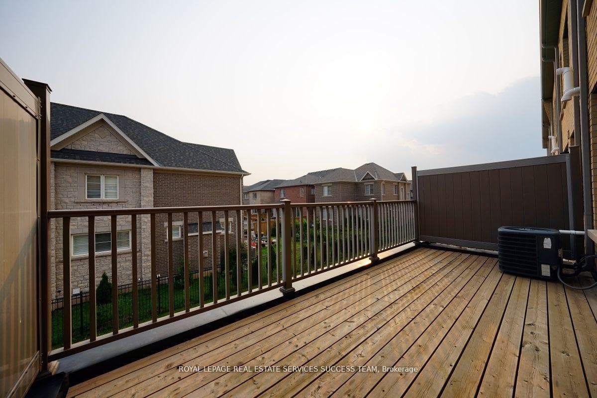 3074 Ernest Appelbe Boulevard photo 22