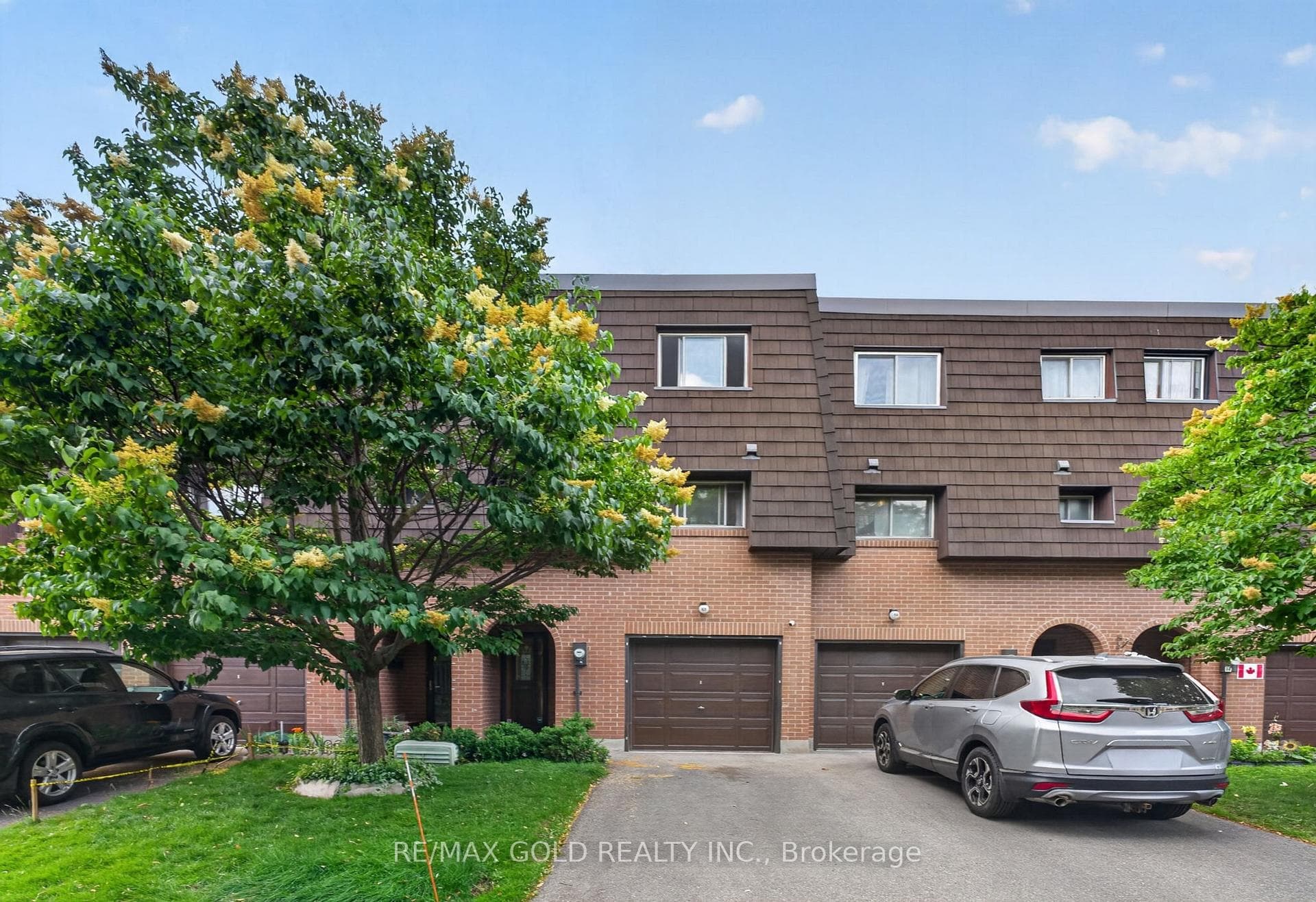 68 Darras Court photo 3