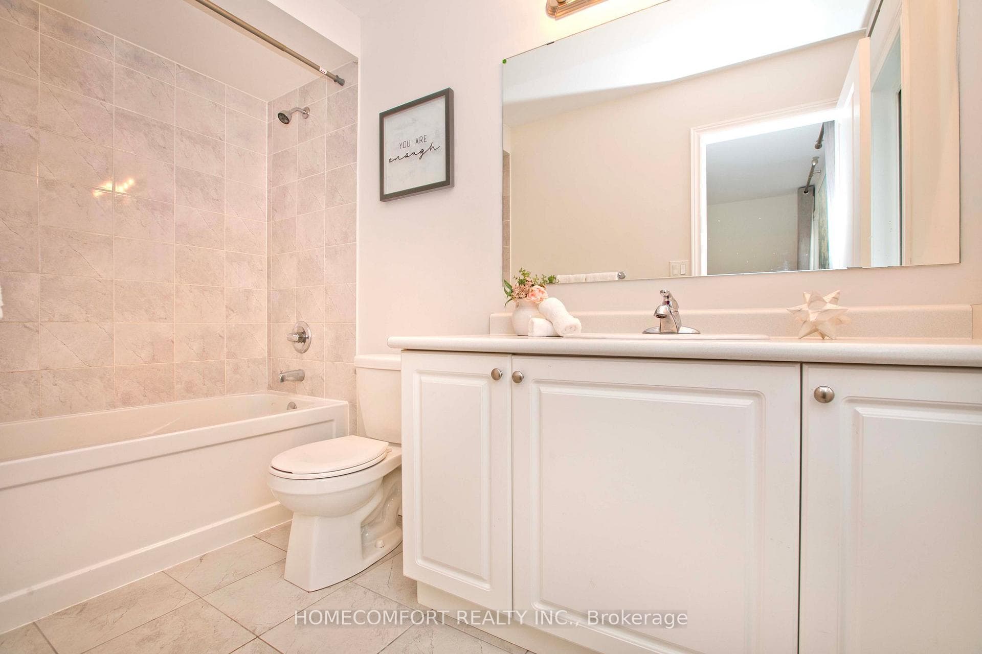 1158 Cactus Crescent photo 24