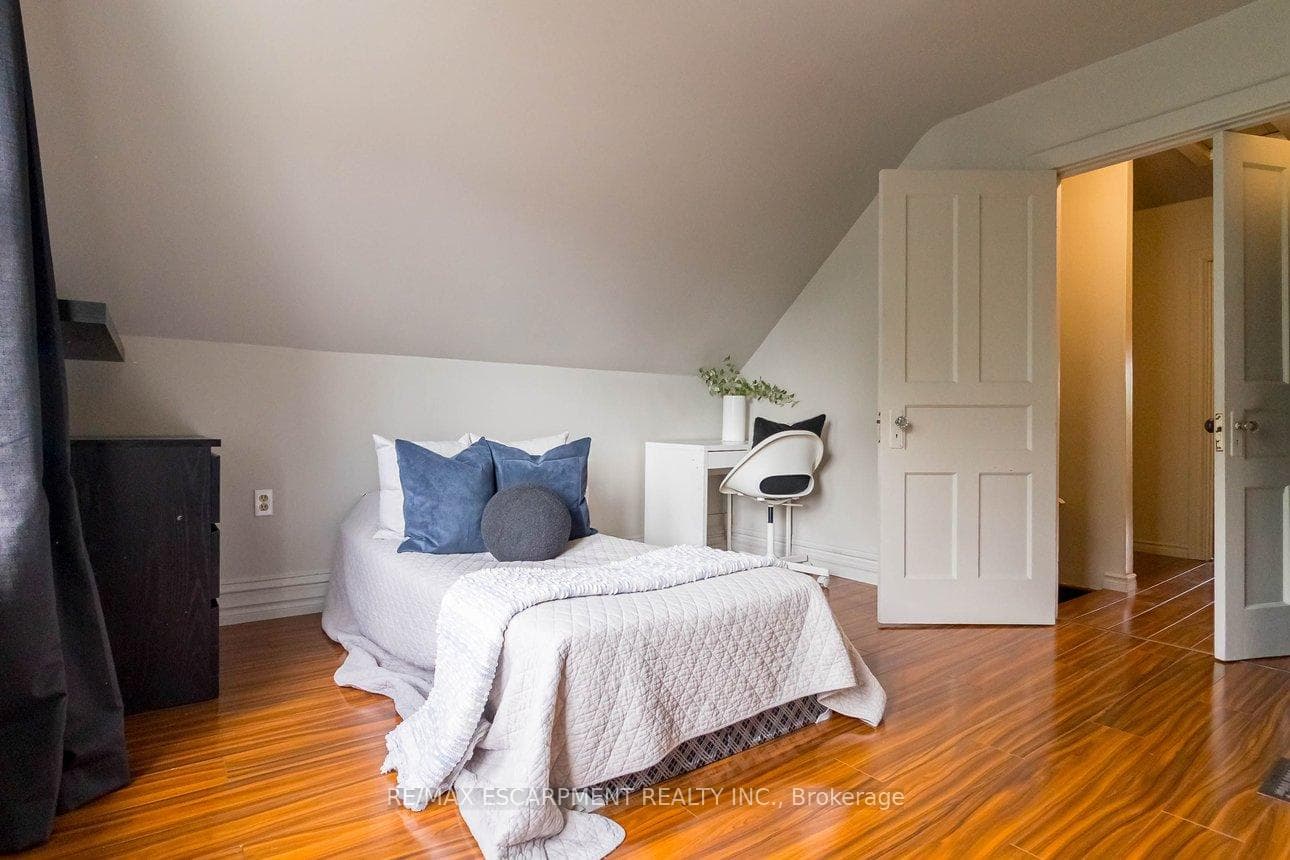 3rd Floor Bedroom