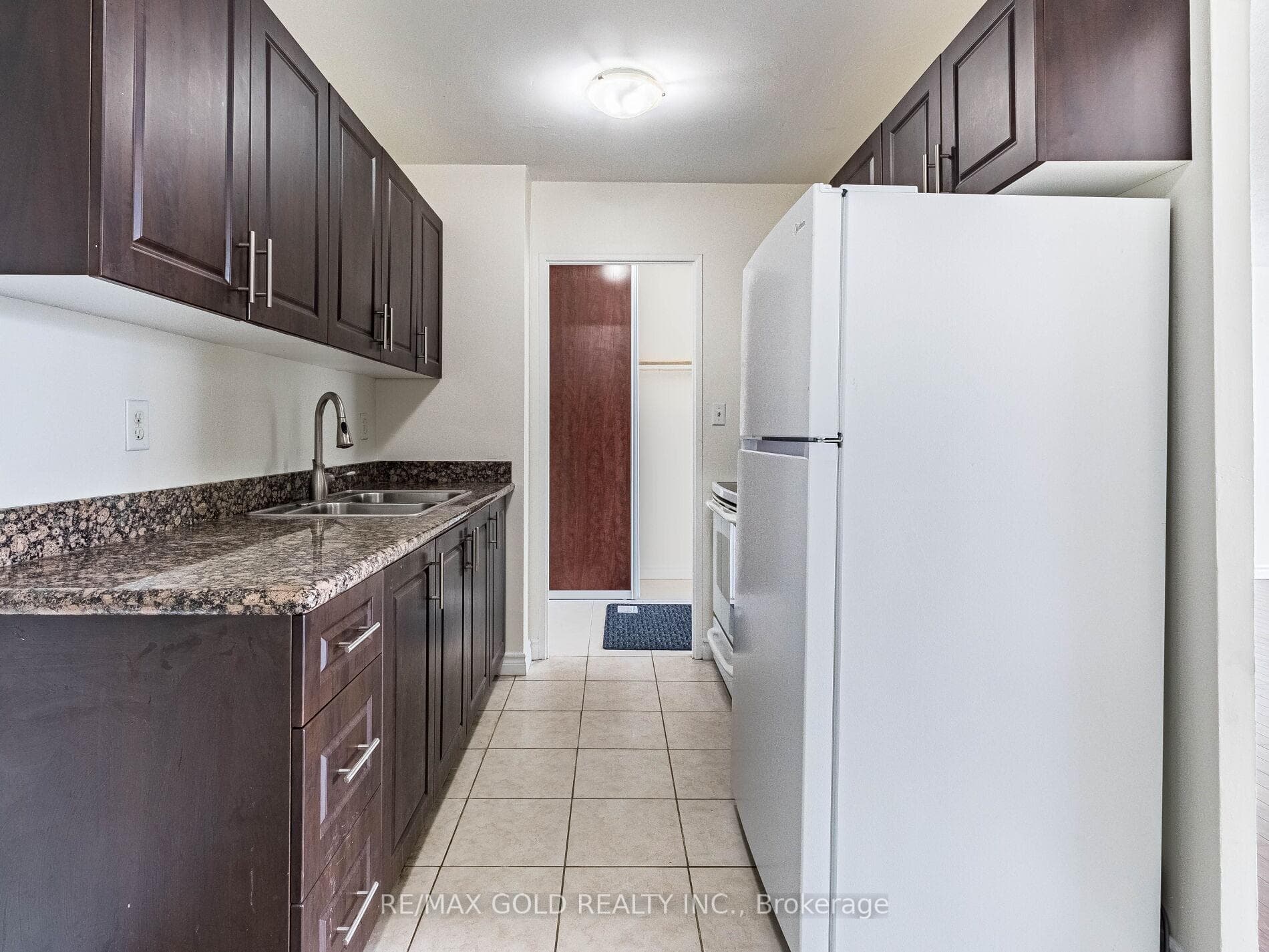 345 Driftwood Avenue Unit 407 photo 15