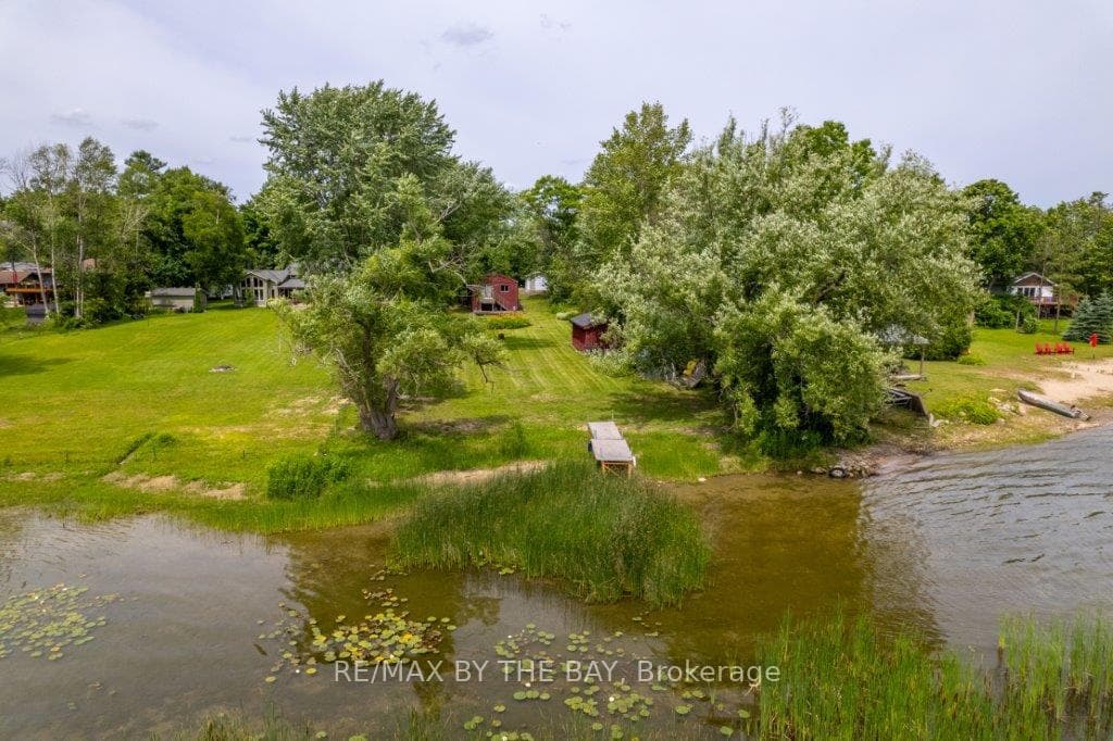 129 Silver Birch Crescent photo 3