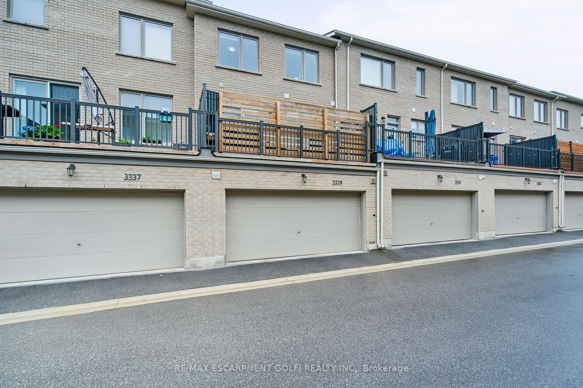 3339 Vardon Way photo 39