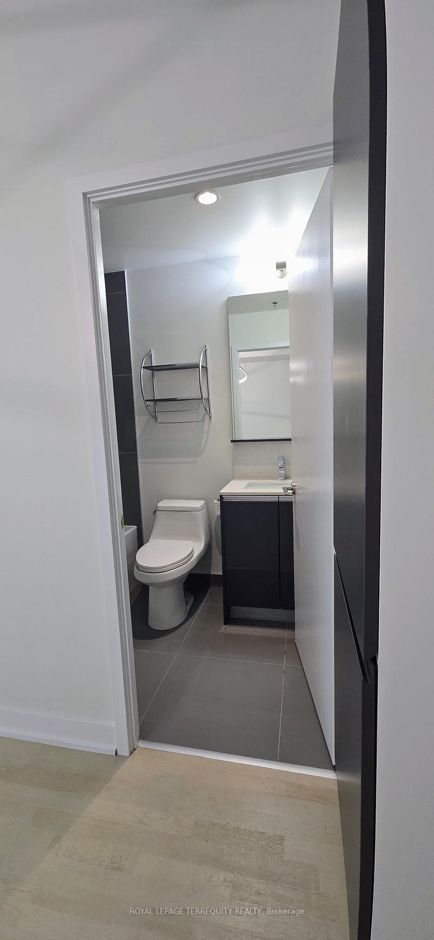 20 Gladstone Avenue Unit 502 photo 14