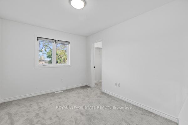 37 Delena Avenue photo 24