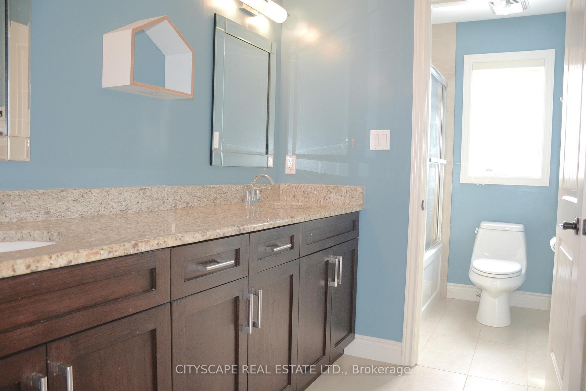 Second Floor 5pc Bathroom