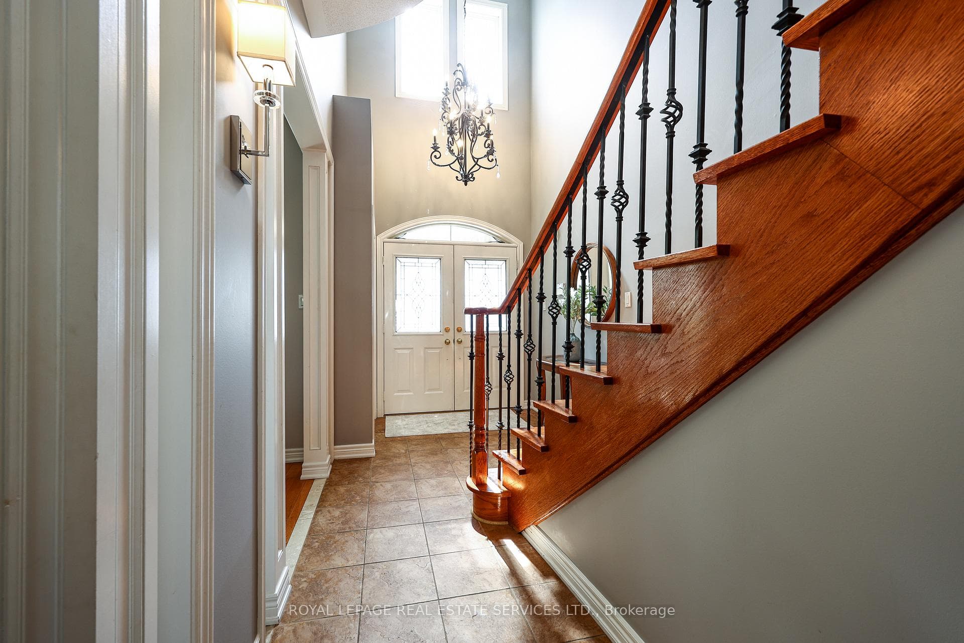 140 Humber Forest Court photo 3