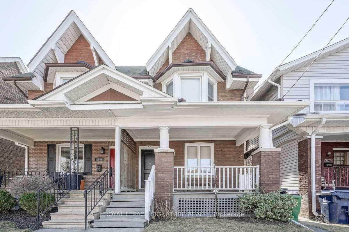 2079 Gerrard Street photo 1