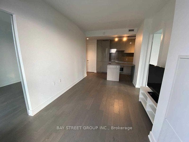 7 Grenville Street Unit 2205 photo 3