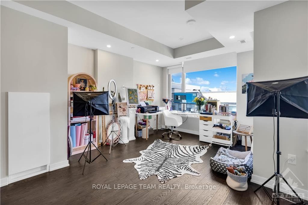 101 QUEEN Street Unit 706 photo 24
