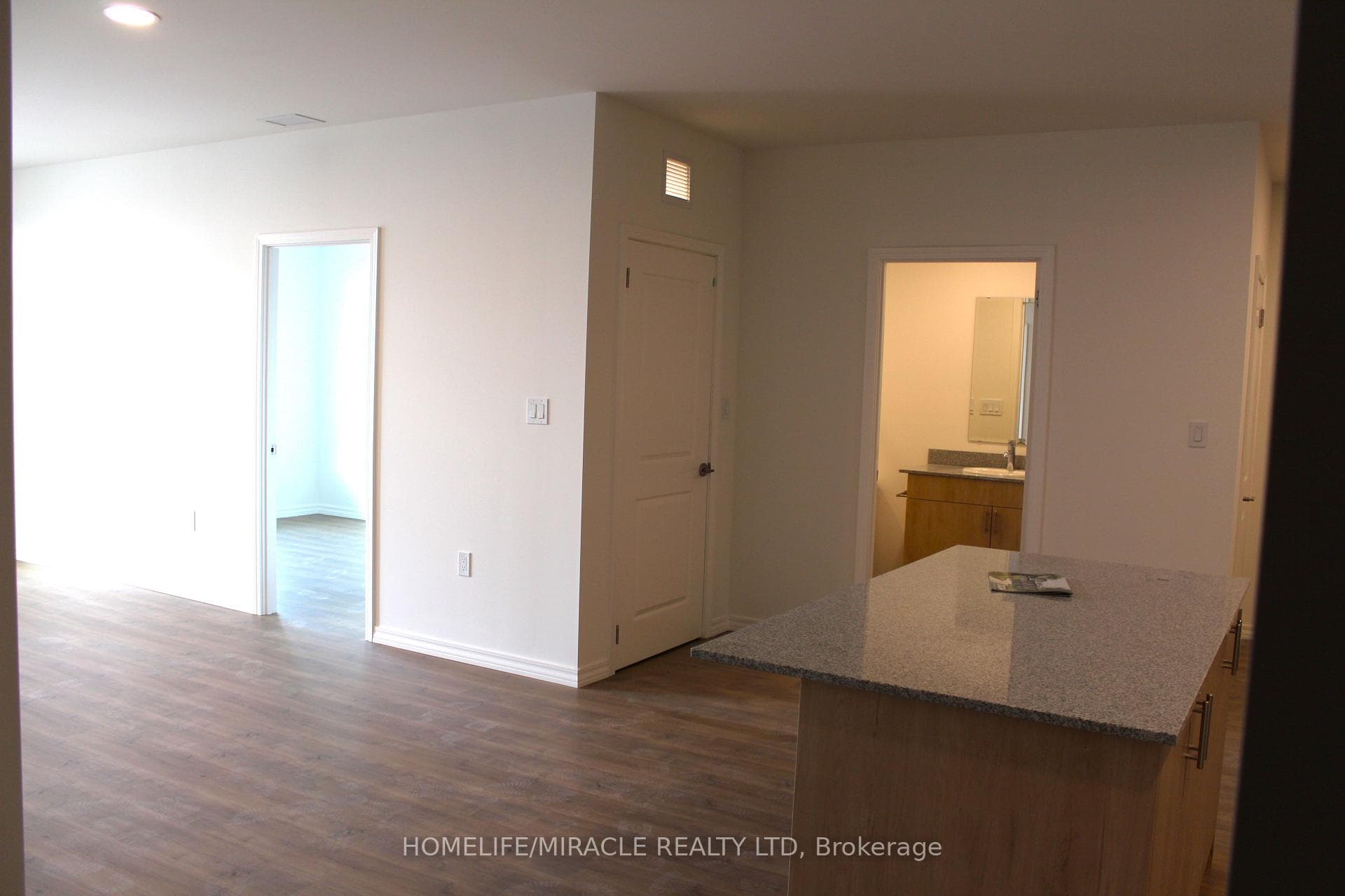 1098 Paisley Road Unit 613 photo 8