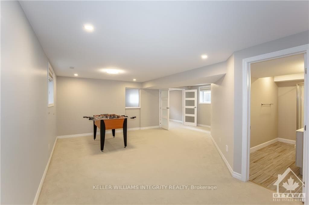 110 SHACKLEFORD Way photo 26