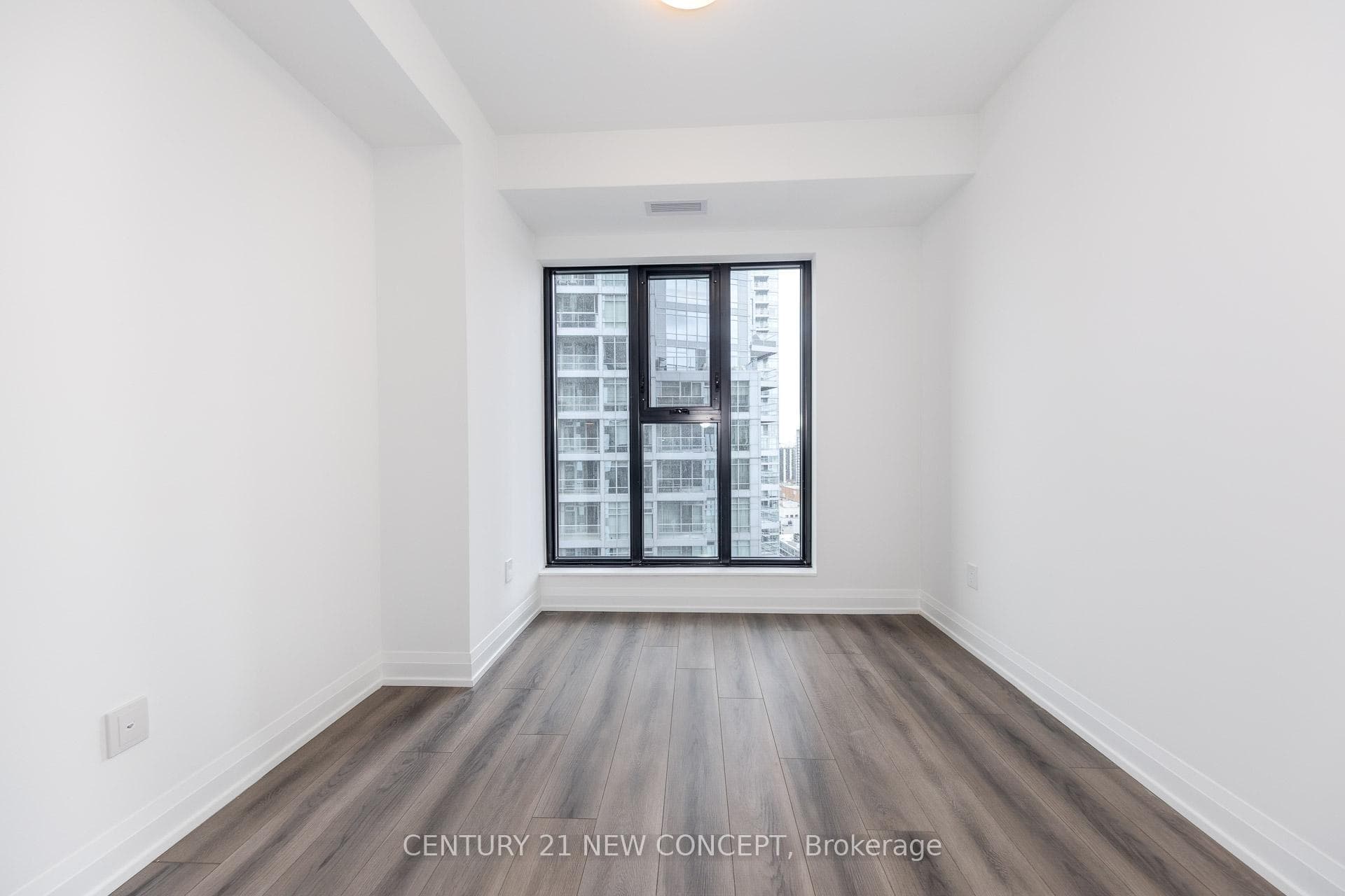 20 Soudan Avenue Unit 2811 photo 16