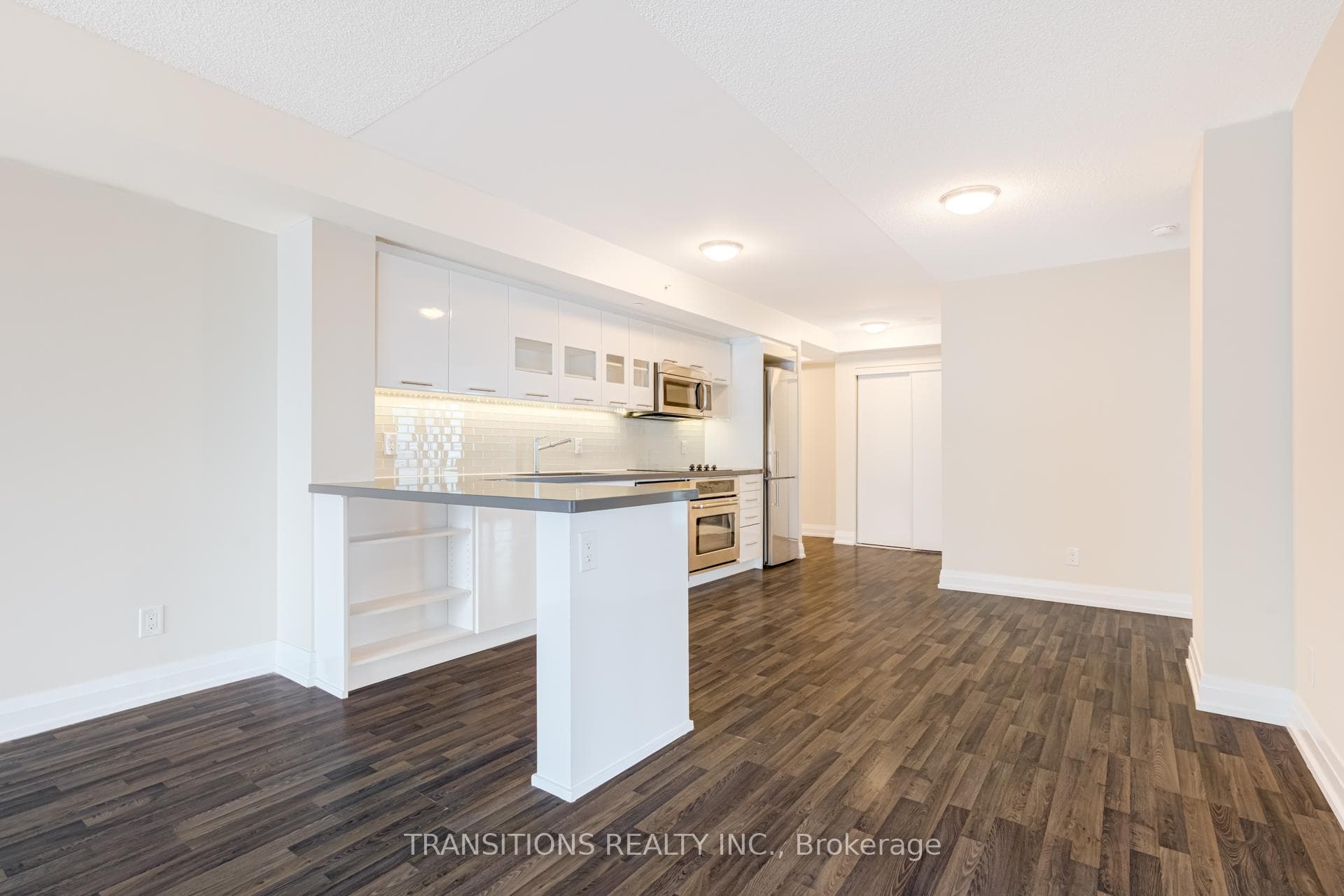 565 Wilson Avenue Unit W909 photo 14