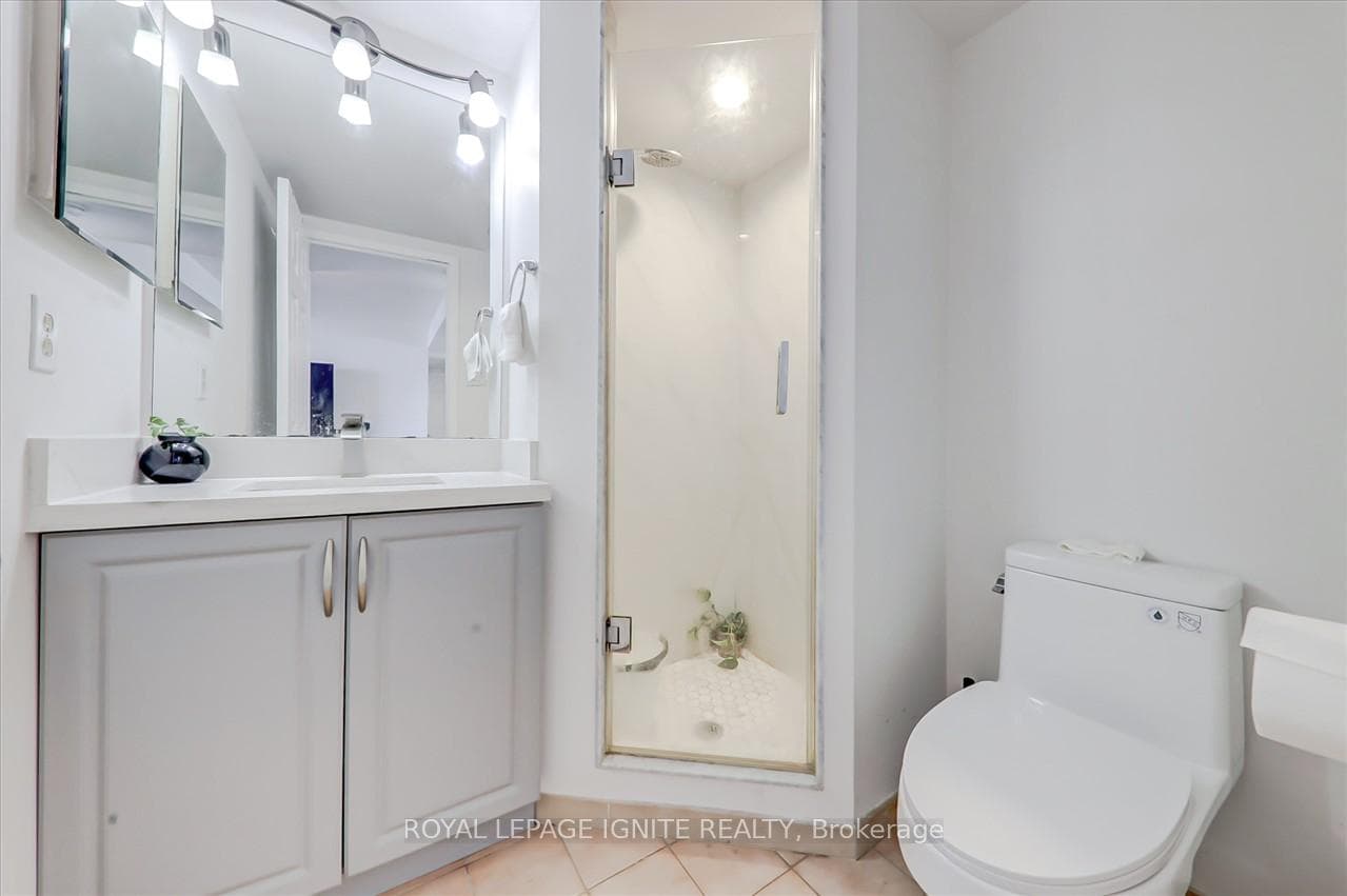 4725 Sheppard Avenue Unit 906 photo 23