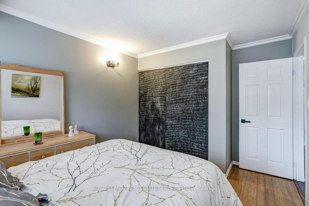 915 Inverhouse Drive Unit 68 photo 22