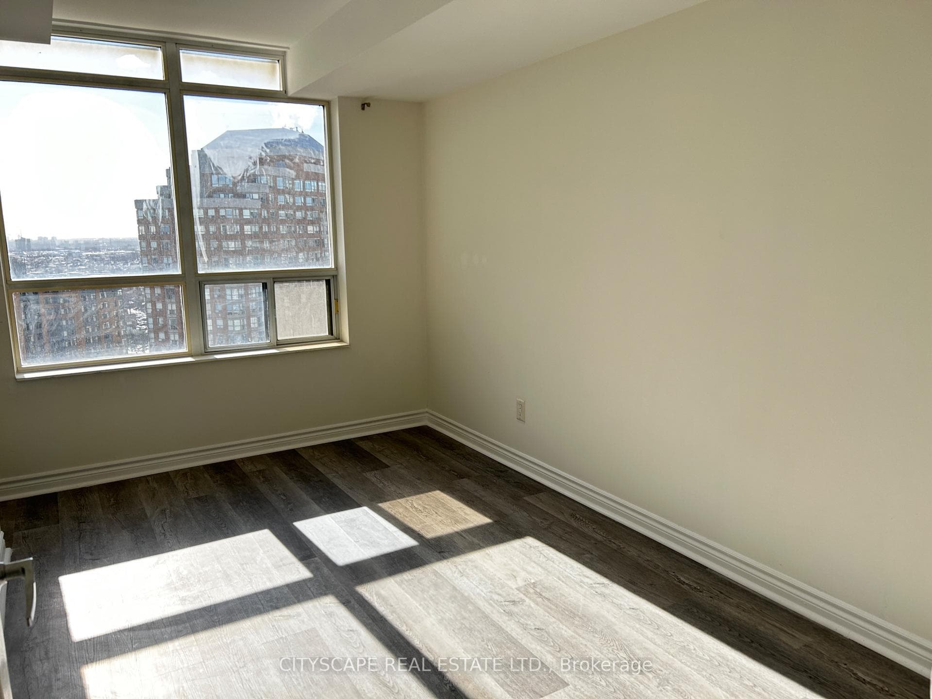3888 Duke Of York Boulevard Unit 2027 photo 11