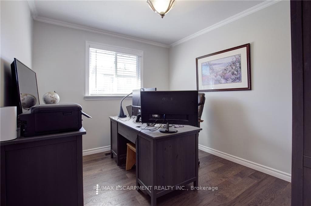 1305 Upper Sherman Avenue photo 19