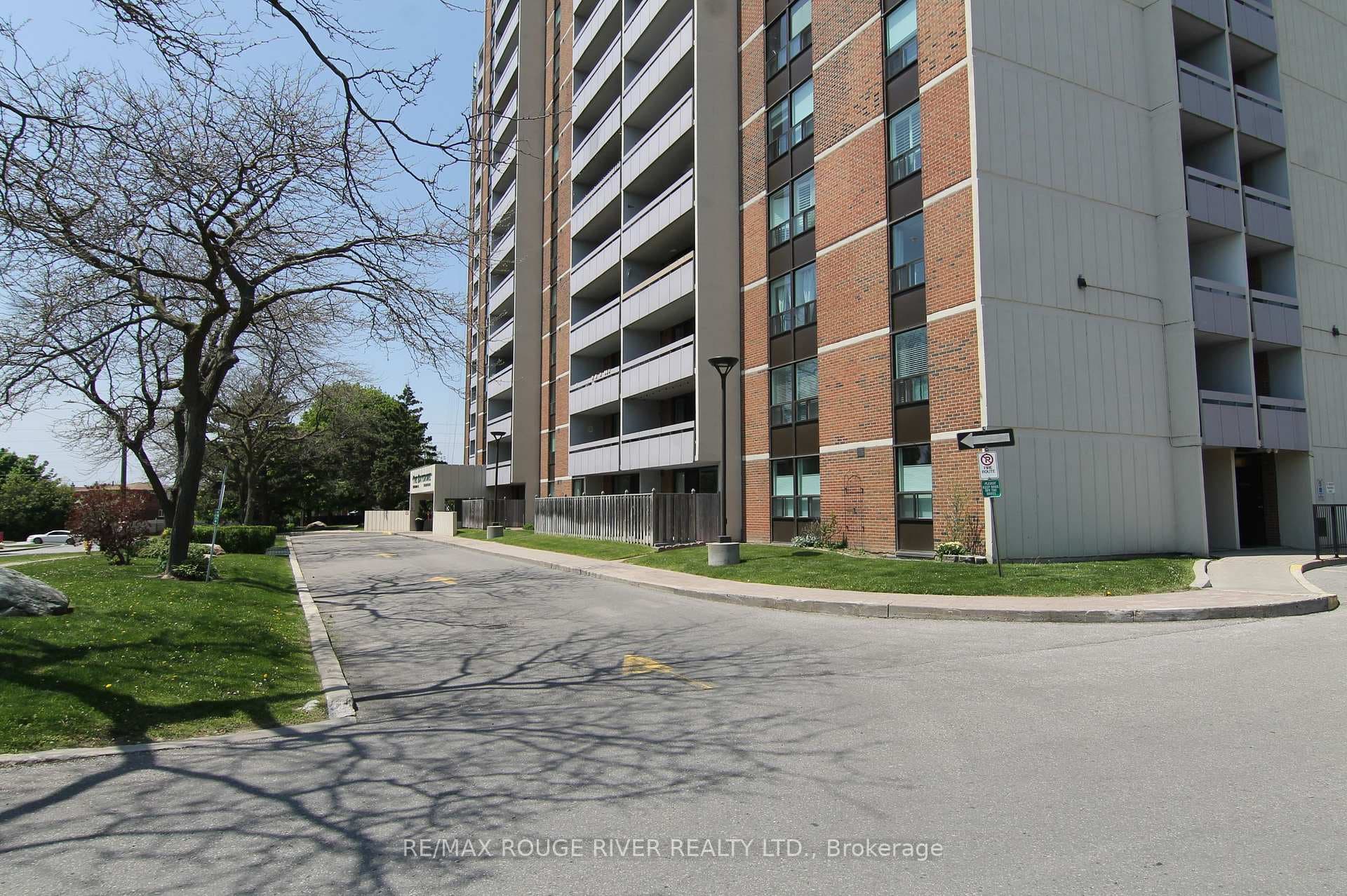 1210 Radom Street Unit 1008 photo 2