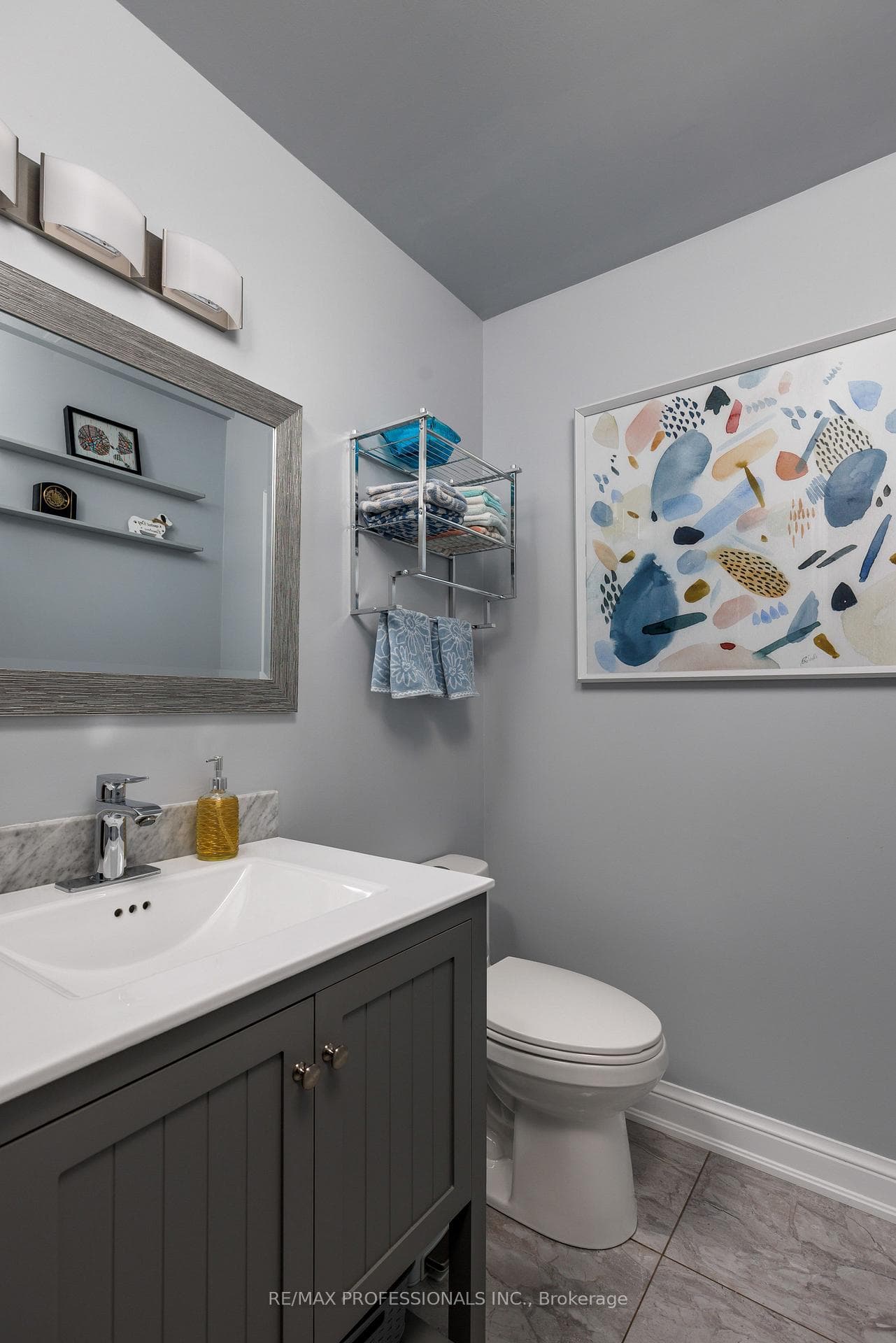 106 Rathburn Road photo 30