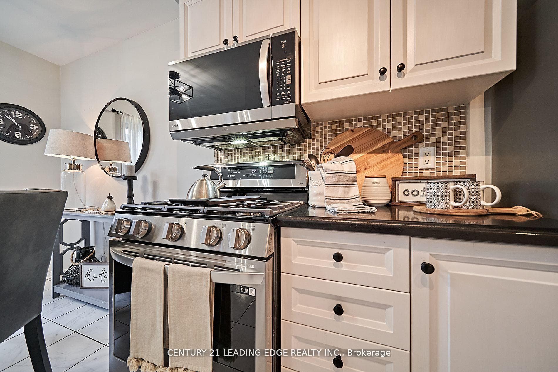 10 Northland Avenue photo 18