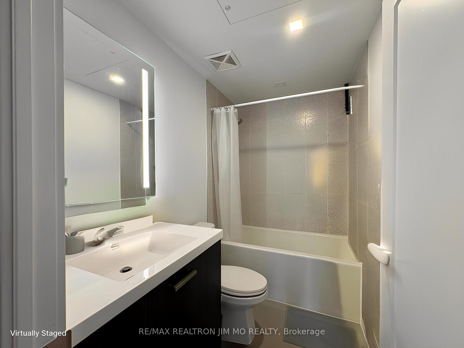 50 Mccaul Street Unit 1212 photo 12