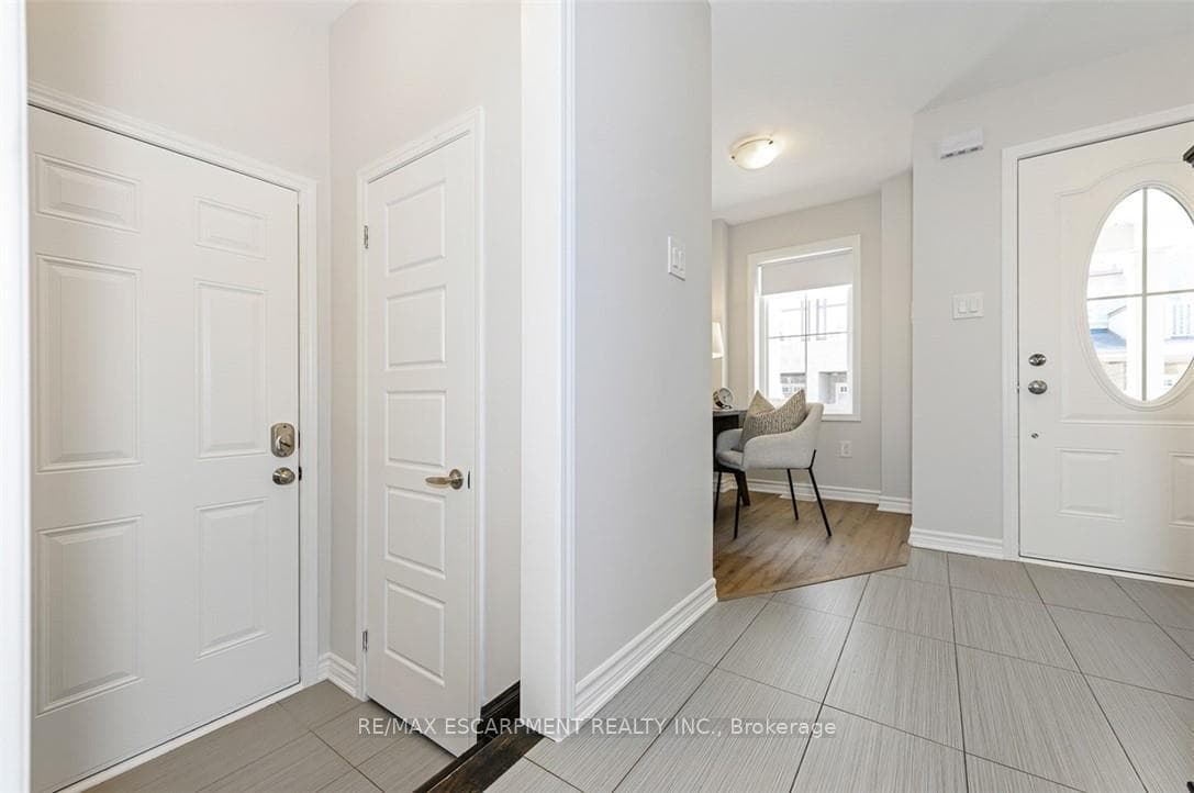 22 Spring Creek Drive Unit 43 photo 6