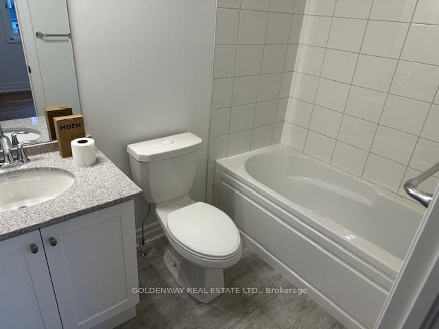 62 Greenridge Crescent photo 17