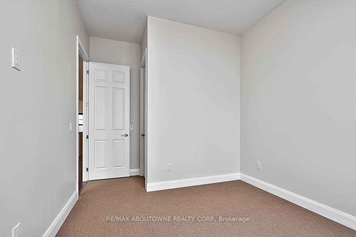 2480 PRINCE MICHAEL Drive Unit 714 photo 13