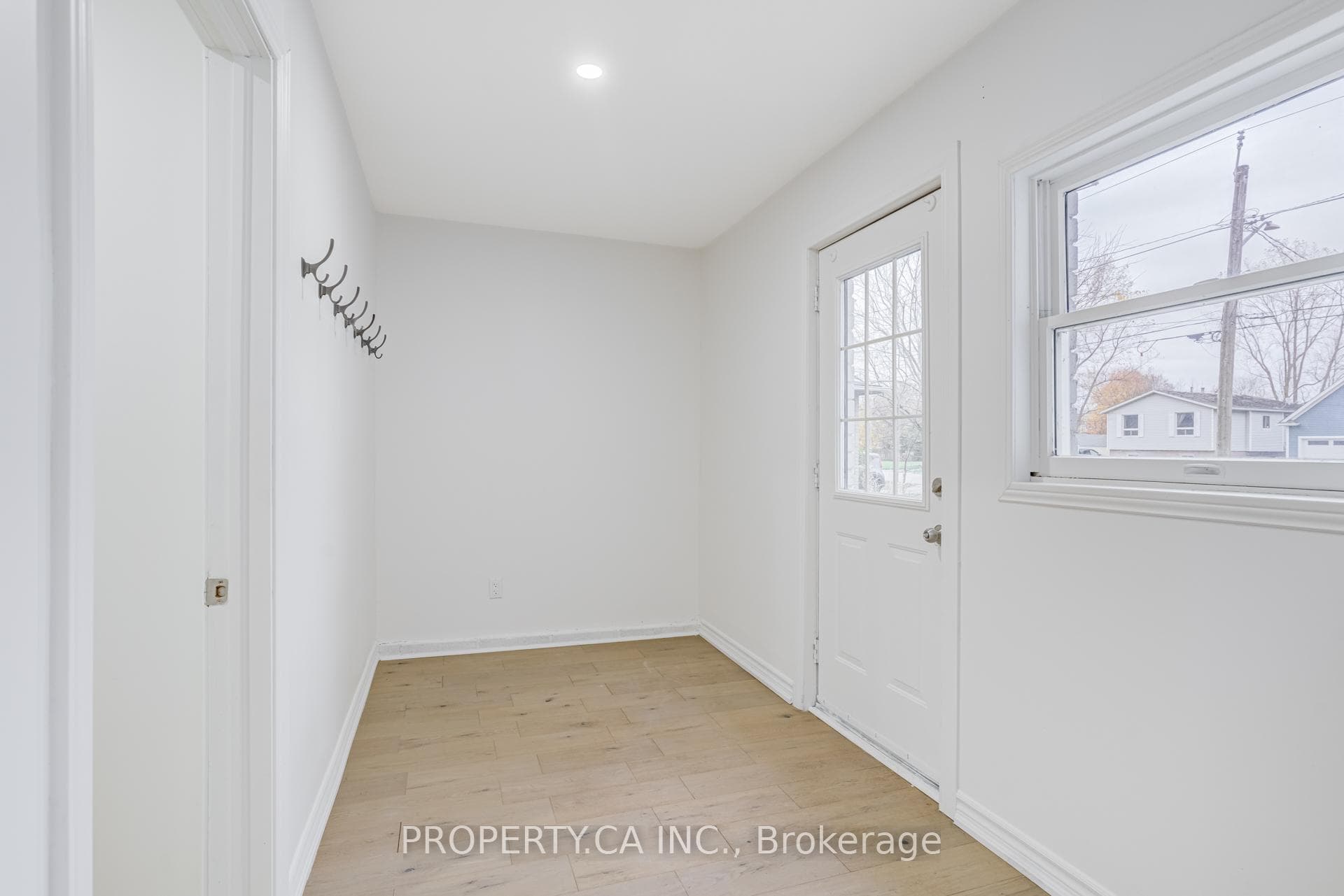 405 Washington Road photo 26
