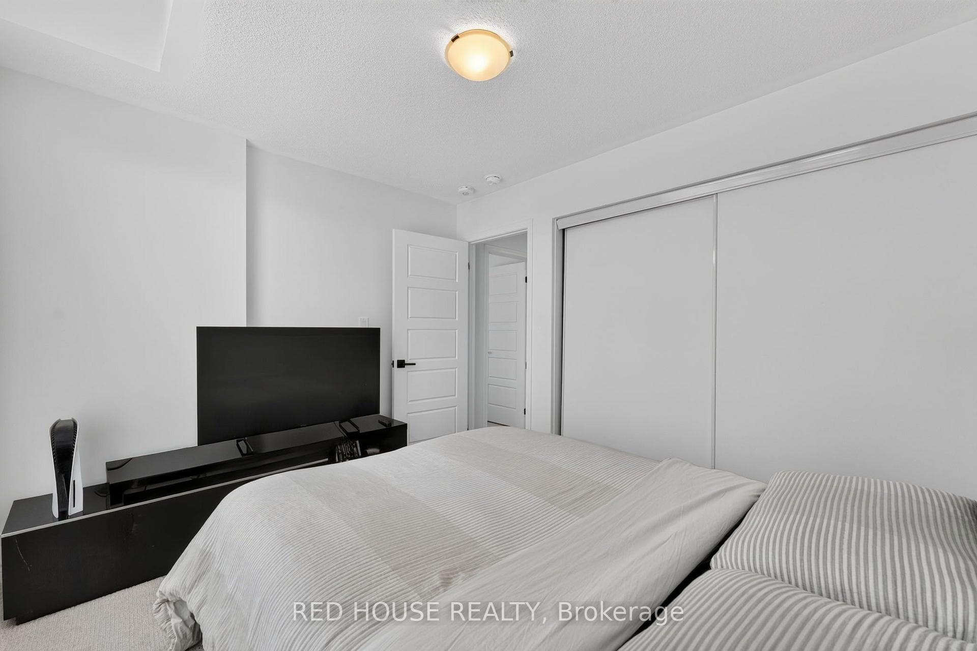 1262 Trudeau Drive photo 26
