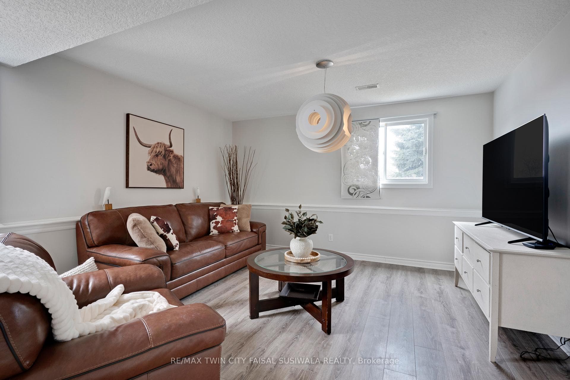 158 Mcmeeken Drive photo 25
