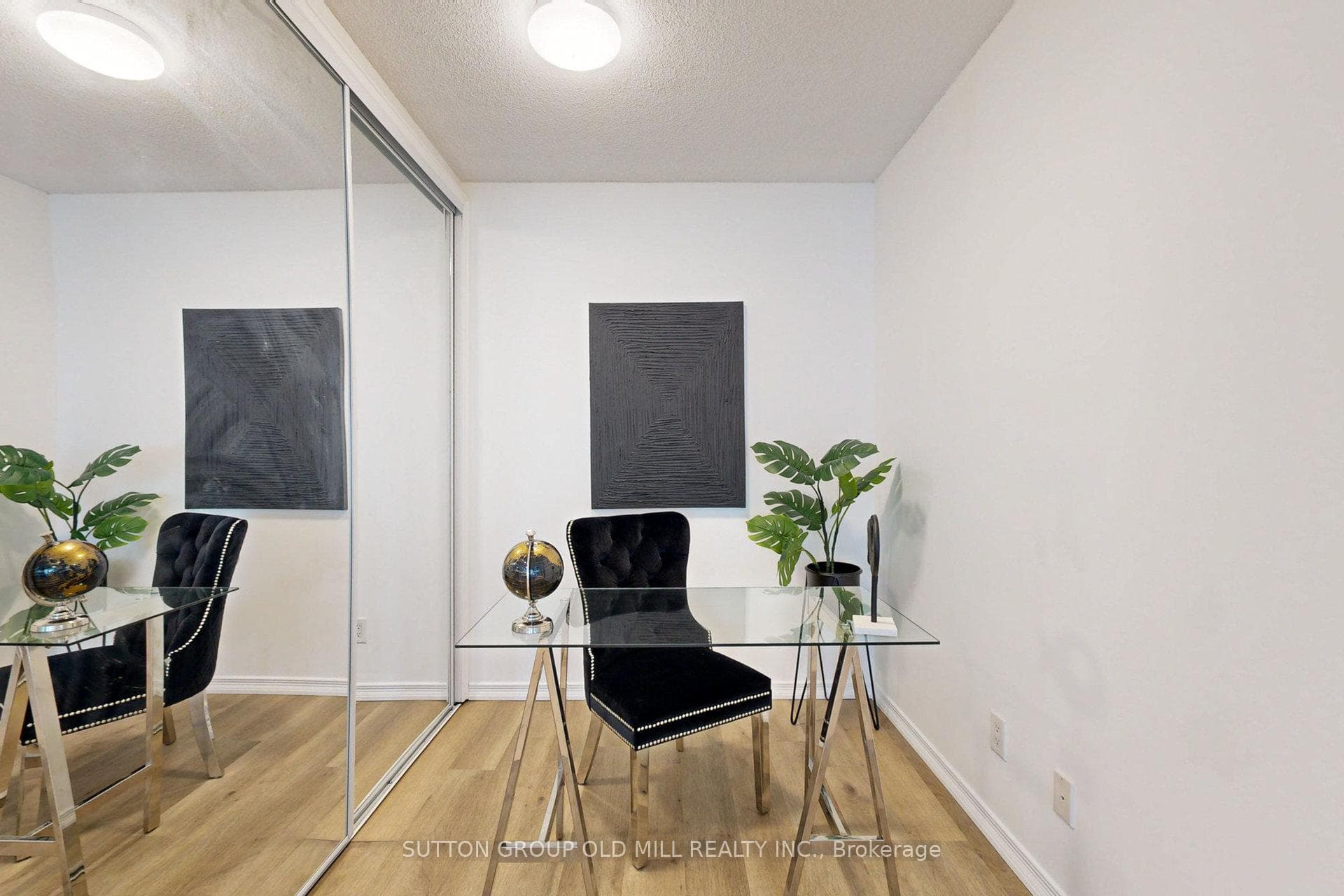 5500 Yonge Street Unit 211 photo 24