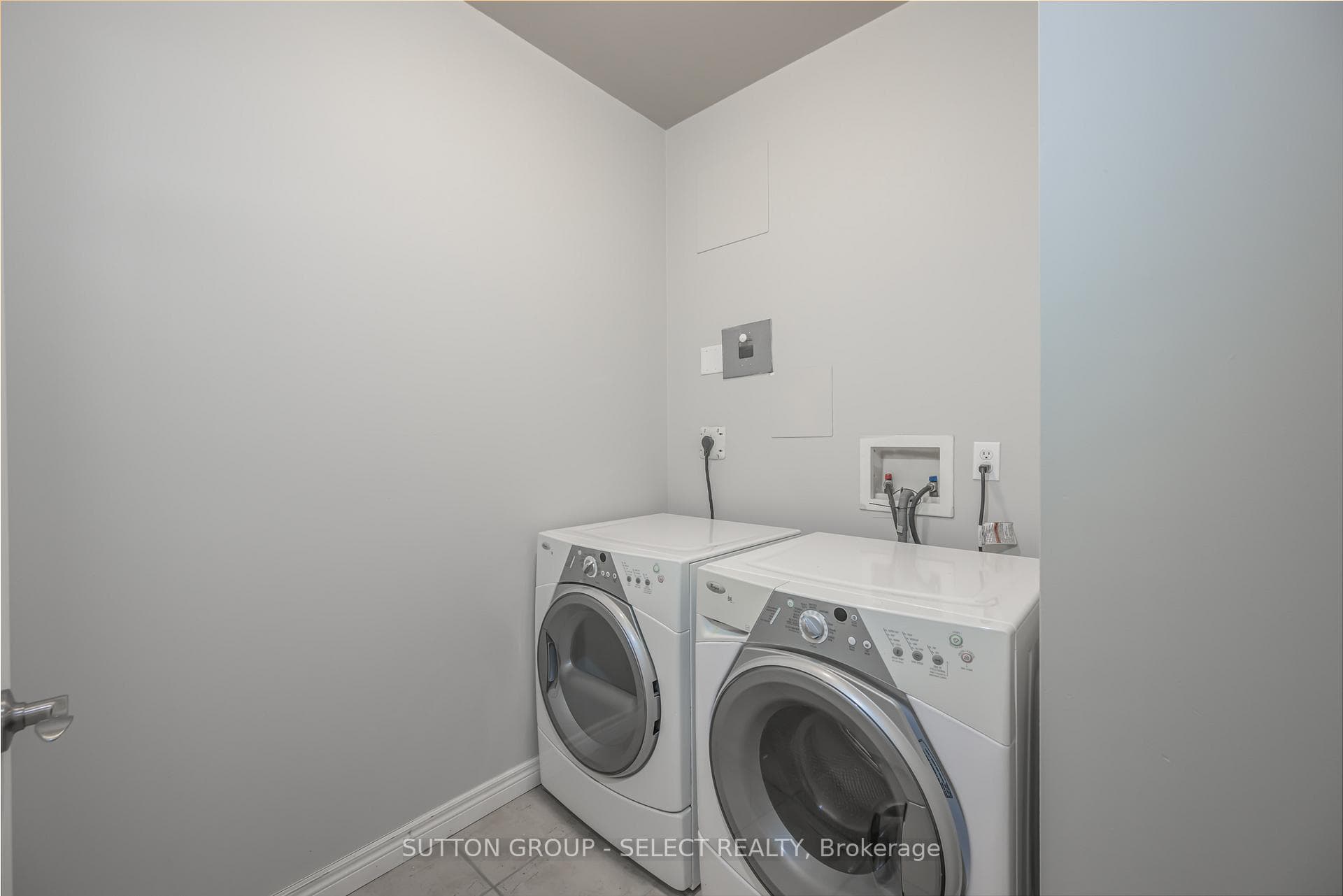 435 Colborne Street Unit 304 photo 19