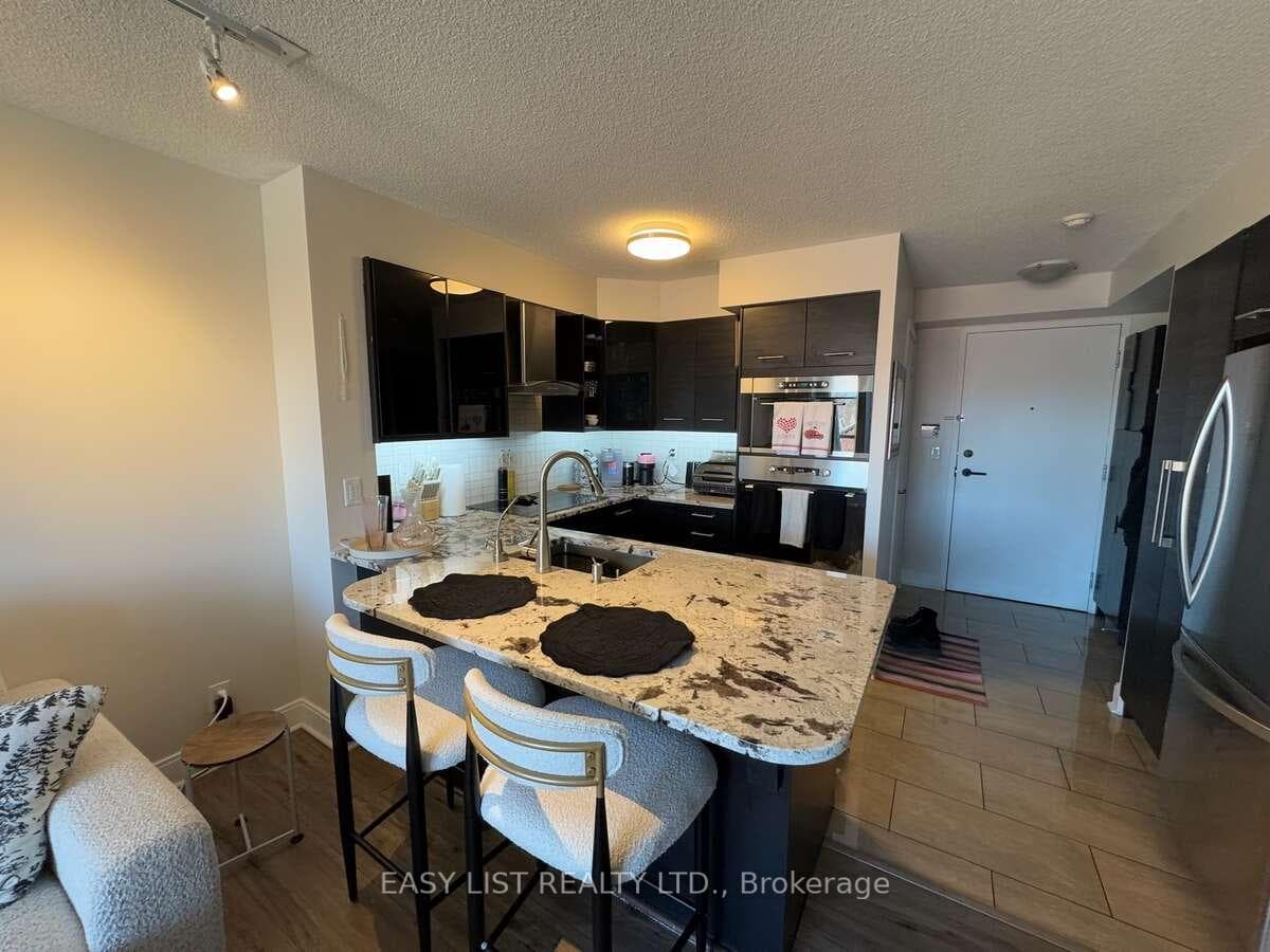 120 Dallimore Circle Unit 326 photo 5