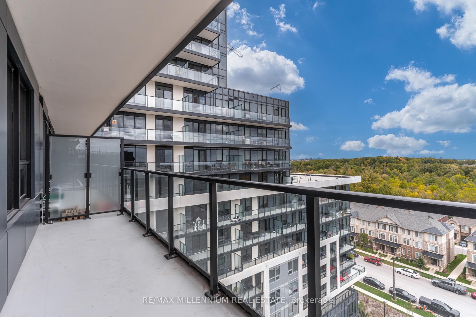 3220 William Coltson Avenue Unit 1004 photo 33