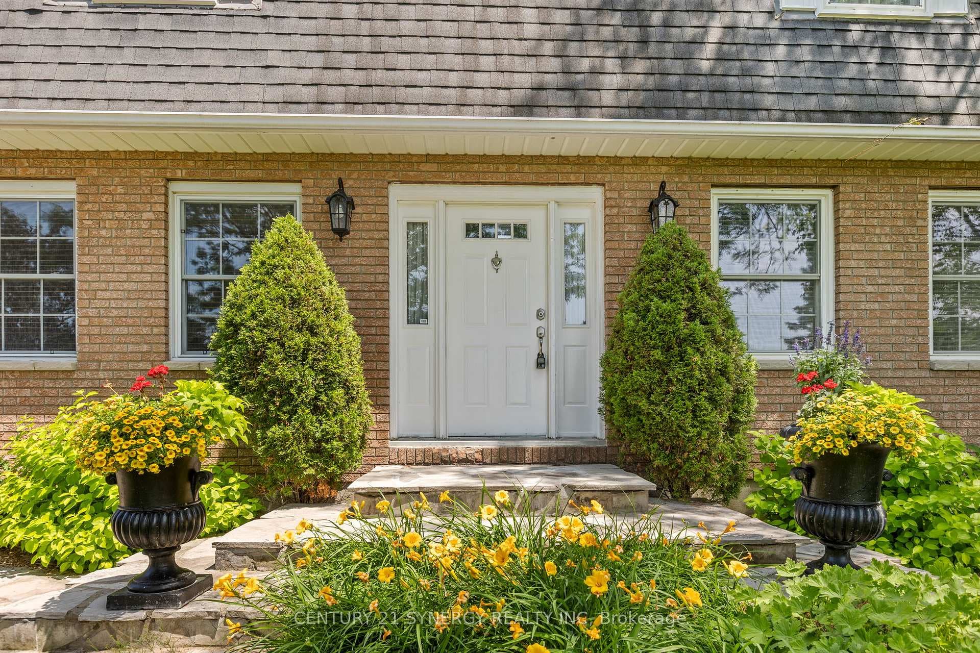 183 Hamilton Road photo 2