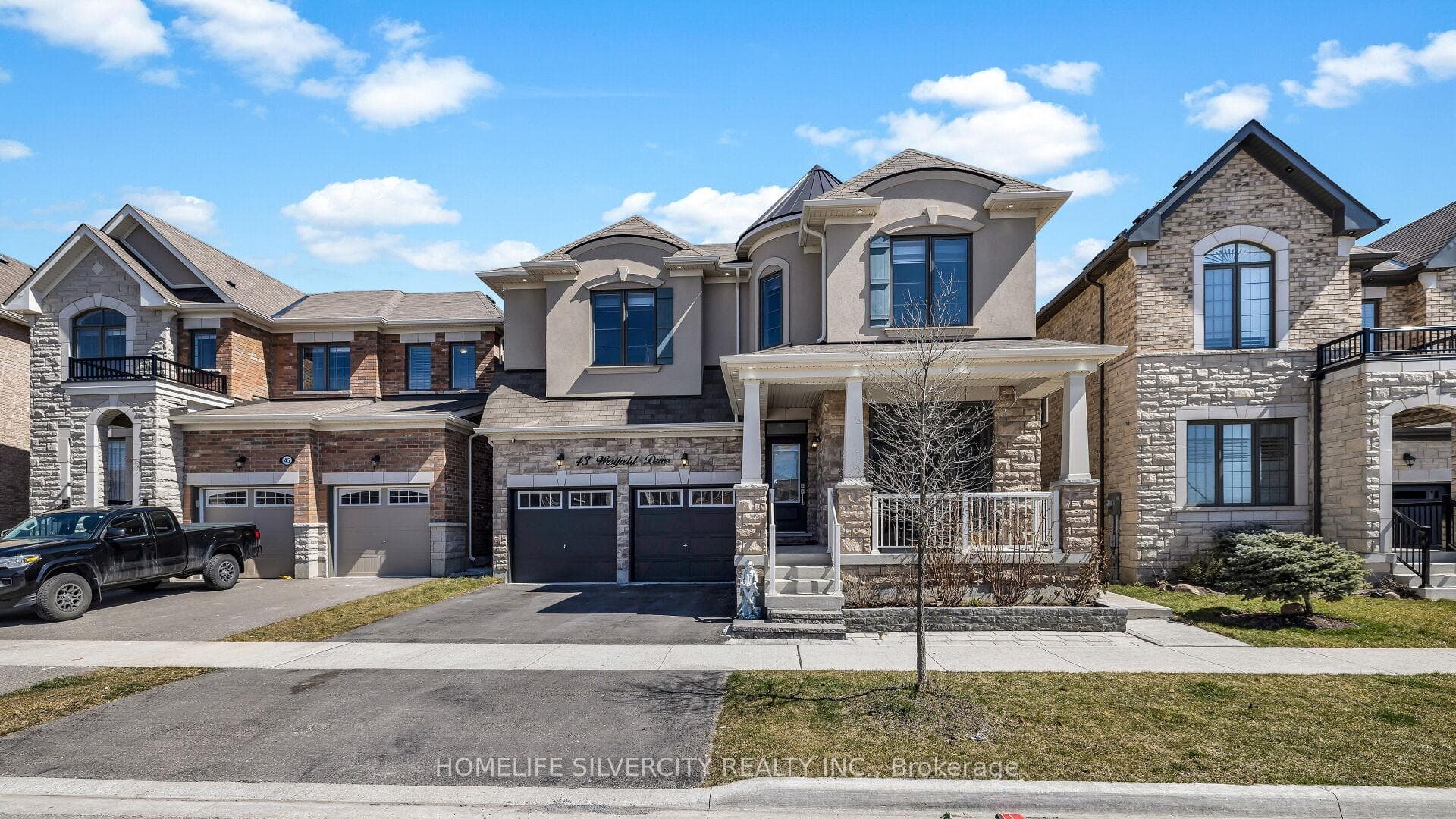43 Westfield Drive photo 1