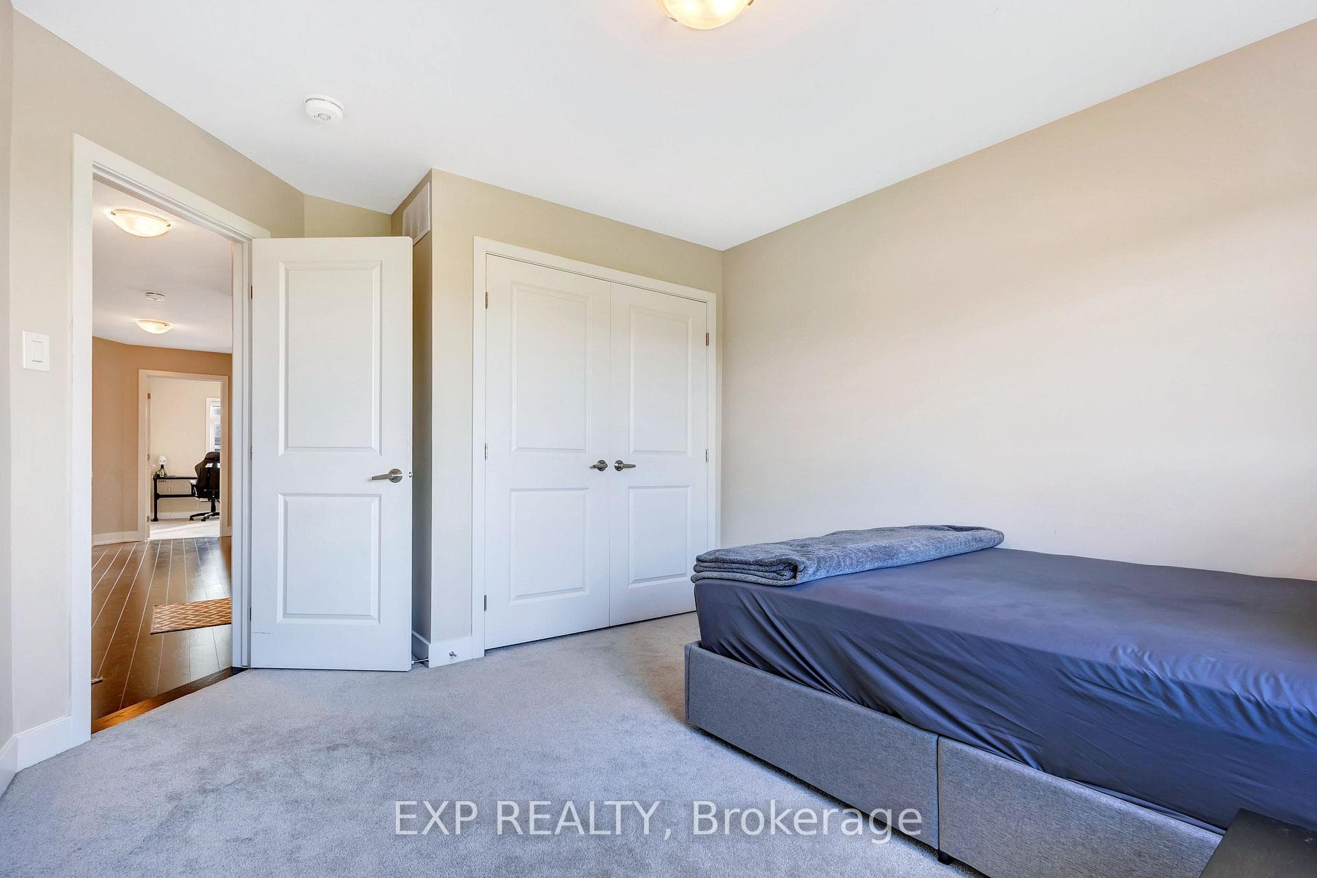 1007 Hydrangea Avenue photo 22
